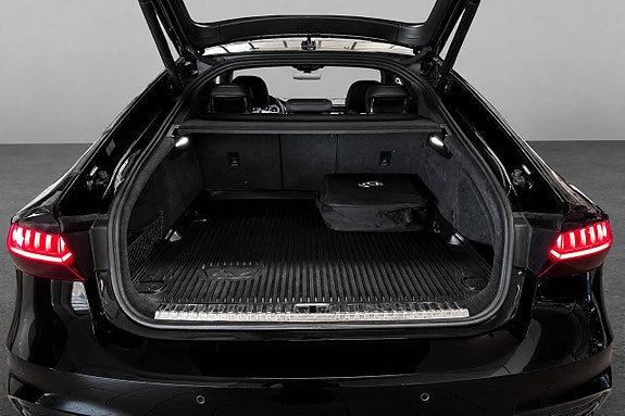 Audi A7 7 of 24
