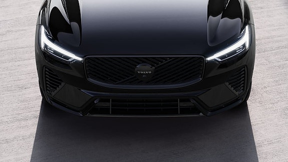 Volvo XC60 10 of 30