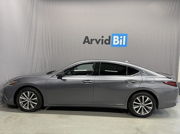 Lexus ES300h 6 of 24