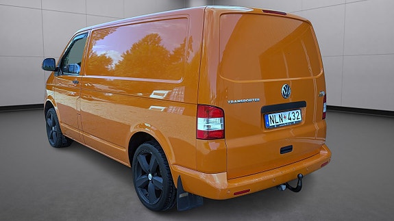 Volkswagen Transporter 4 of 5