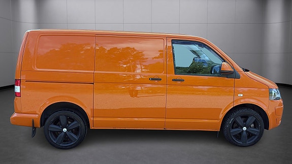 Volkswagen Transporter 2 of 5