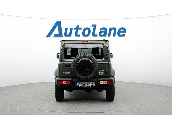 Suzuki Jimny 7 of 24