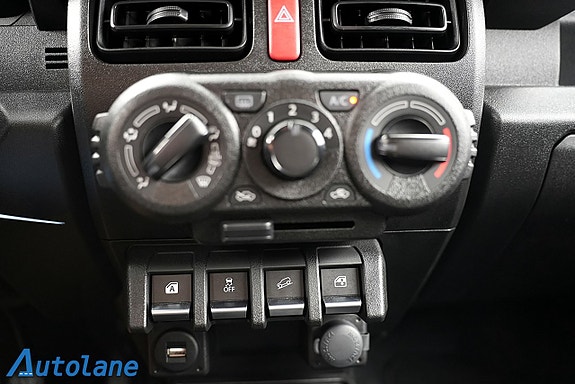 Suzuki Jimny 22 of 24