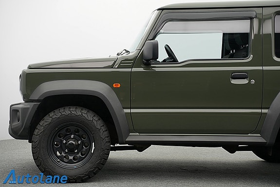Suzuki Jimny 13 of 24