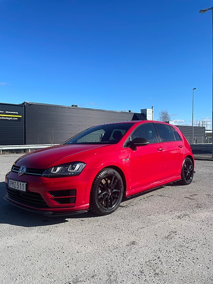 Volkswagen Golf VII 8 of 15