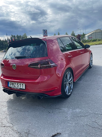 Volkswagen Golf VII 3 of 15