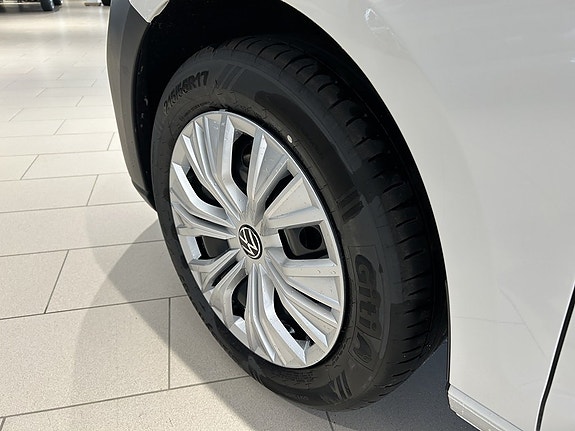Volkswagen Caddy Maxi 23 of 23