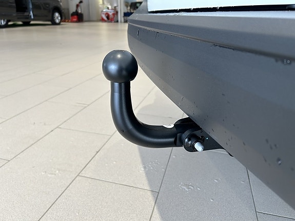 Volkswagen Caddy Maxi 22 of 23