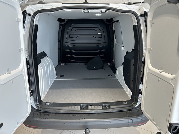 Volkswagen Caddy Maxi 9 of 23