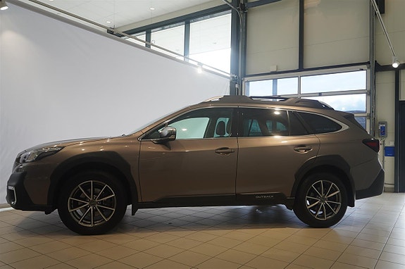 Subaru Outback 3 of 16