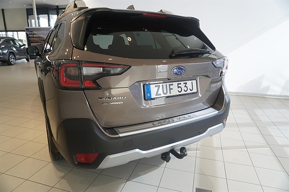 Subaru Outback 5 of 16