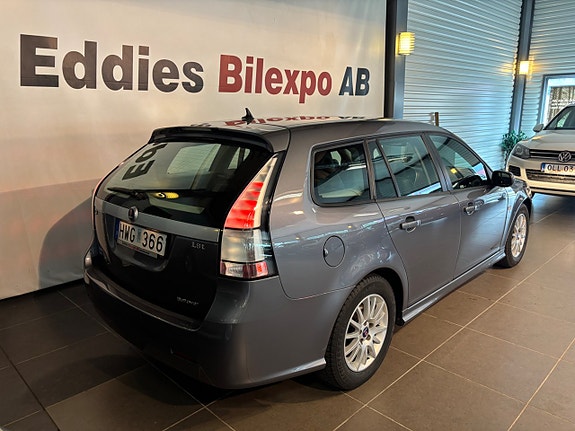 Saab 9-3 4 of 5