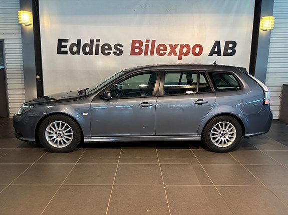 Saab 9-3 2 of 5