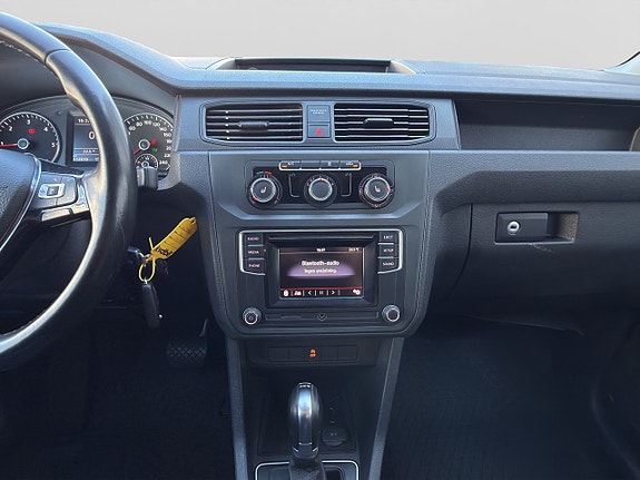 Volkswagen Caddy 10 of 22