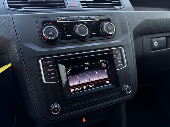Volkswagen Caddy 11 of 22