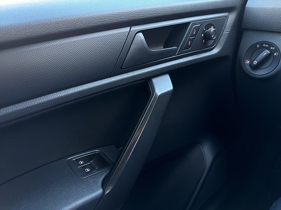 Volkswagen Caddy 6 of 22