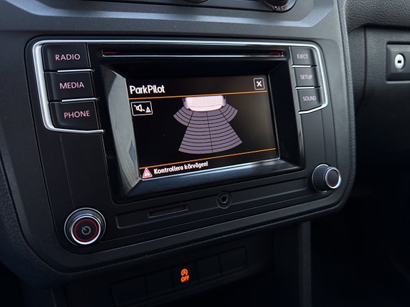 Volkswagen Caddy 12 of 22