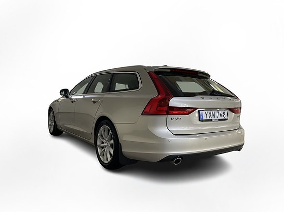 Volvo V90 3 of 5
