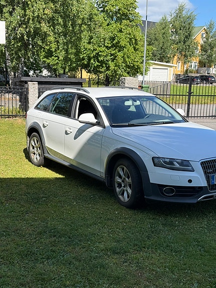 Audi A4 allroad 2 of 6