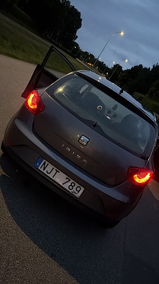 Seat Ibiza 2 of 5