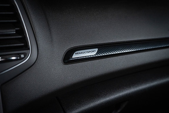 Renault Megane 21 of 30