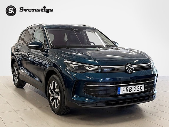 Volkswagen Tiguan 6 of 12