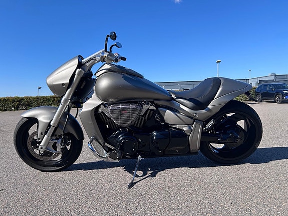 Suzuki VZR1800 Intruder 4 of 6