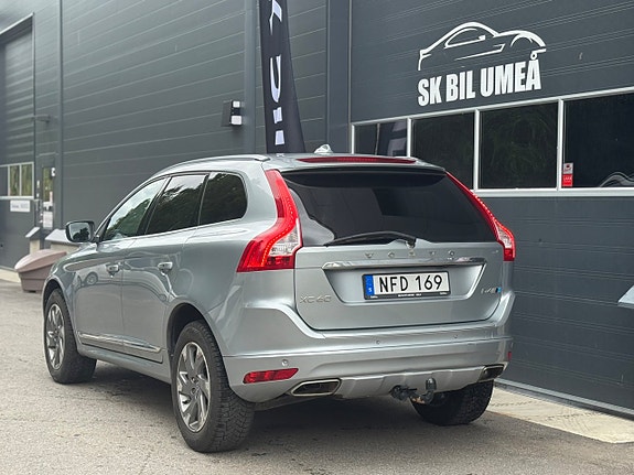 Volvo XC60 4 of 18