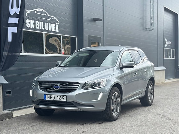 Volvo XC60 3 of 18