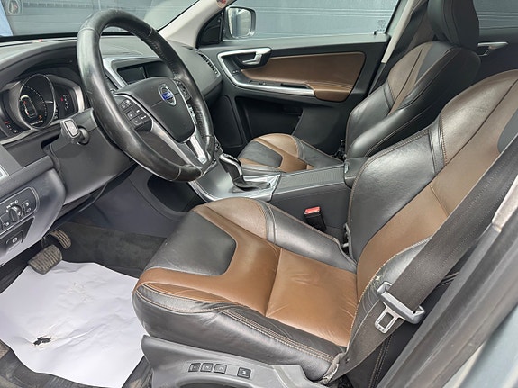 Volvo XC60 9 of 18
