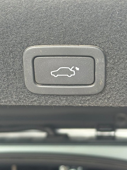 Volvo XC60 16 of 18