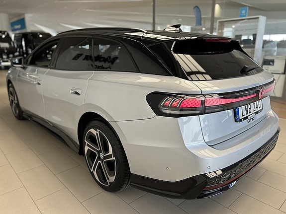 Volkswagen ID.7 4 of 5