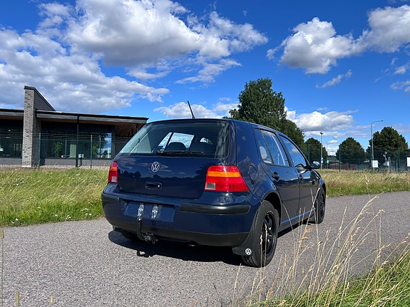 Volkswagen Golf IV 4 of 5