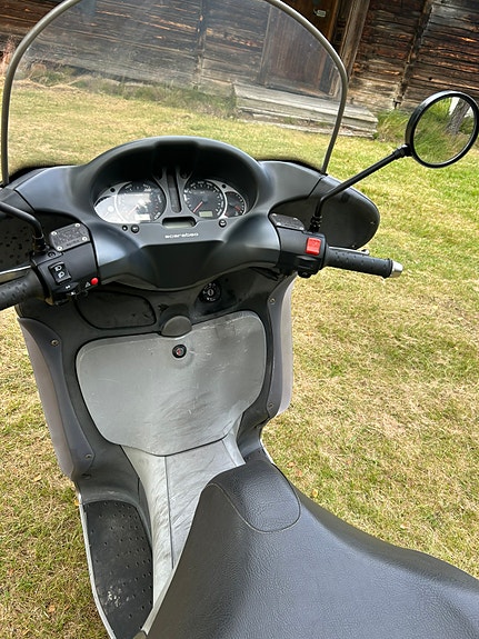 Aprilia 500 cc Scarabeo 5 of 5