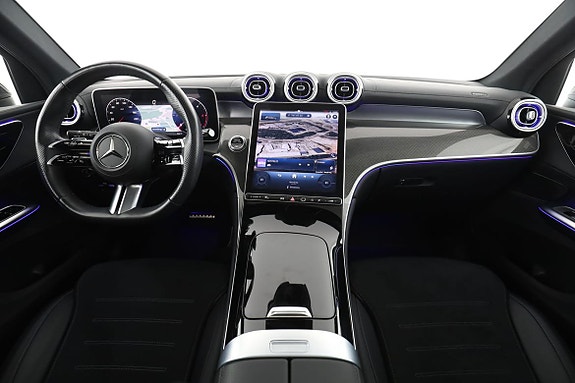 Mercedes-Benz GLC300 d 13 of 30