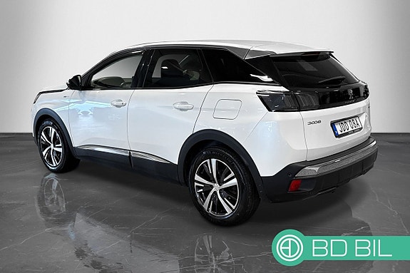 Peugeot 3008 3 of 5