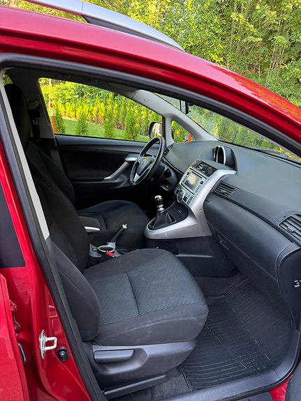 Toyota Verso 4 of 8