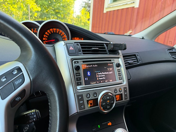 Toyota Verso 8 of 8