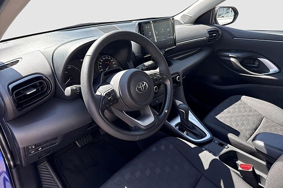 Toyota Yaris 7 of 11