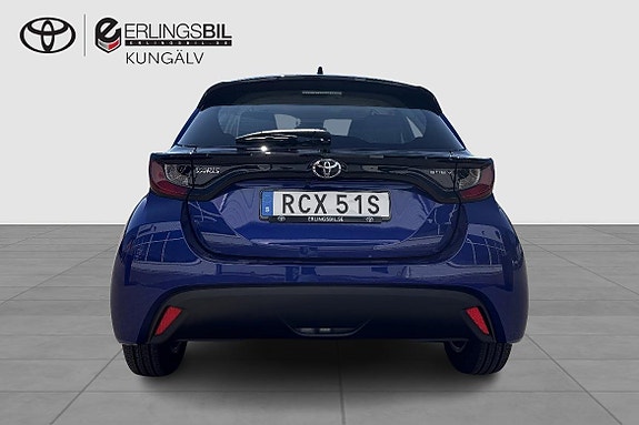 Toyota Yaris 4 of 5