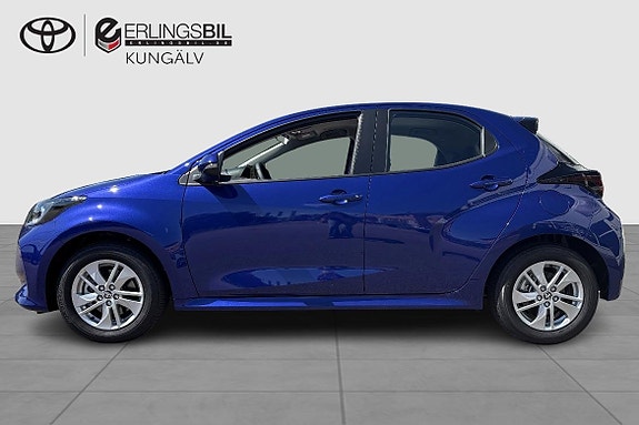 Toyota Yaris 3 of 5