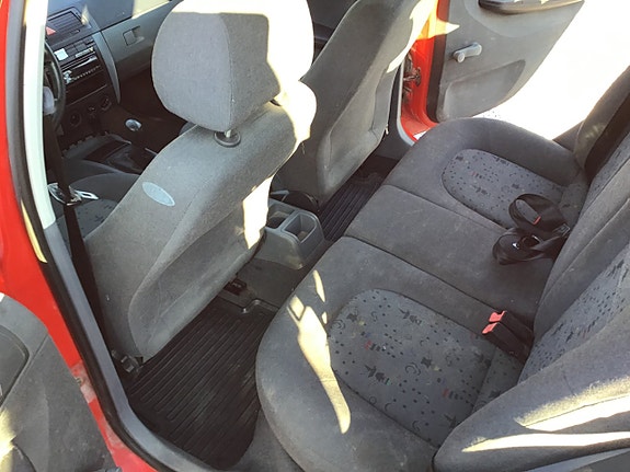 Skoda Fabia 5 of 5
