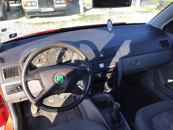 Skoda Fabia 6 of 10