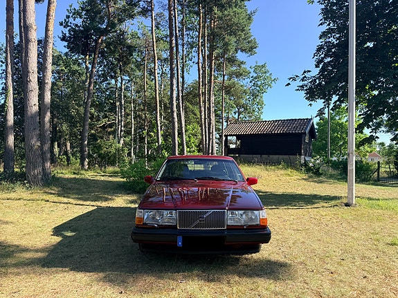 Volvo 940 2 of 5