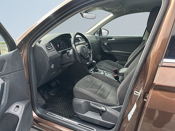 Volkswagen Tiguan 7 of 18