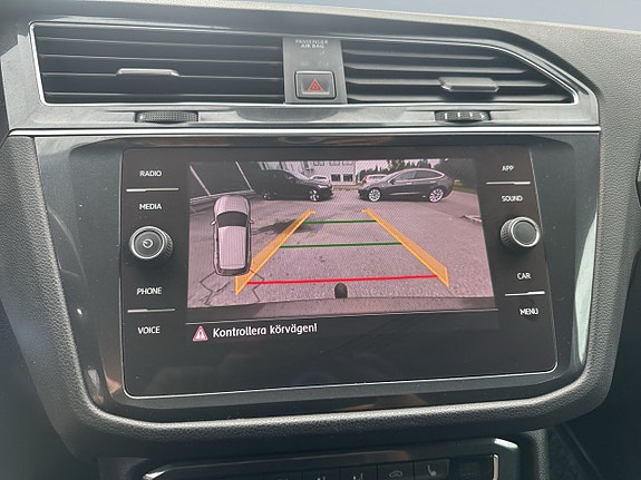 Volkswagen Tiguan 15 of 18