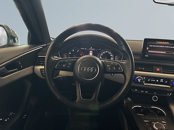 Audi A4 9 of 24
