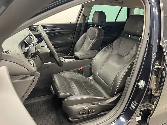 Opel Insignia 7 of 18