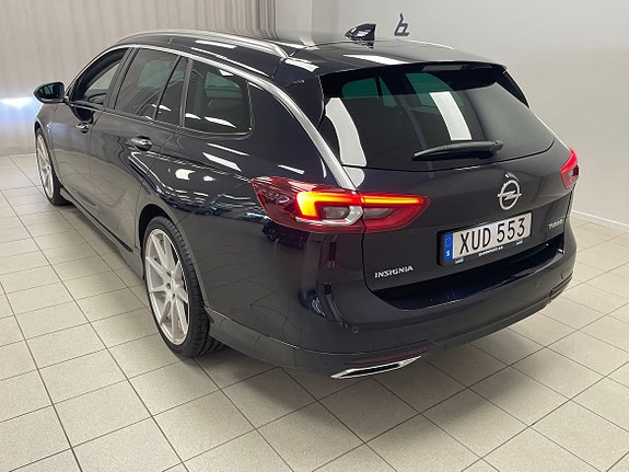 Opel Insignia 3 of 5