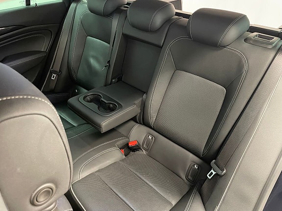 Opel Insignia 13 of 18